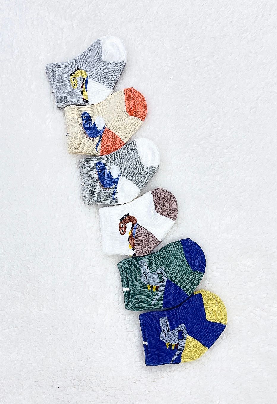 6 pares de calcetines 100% algodón con diseño de dinosaurio