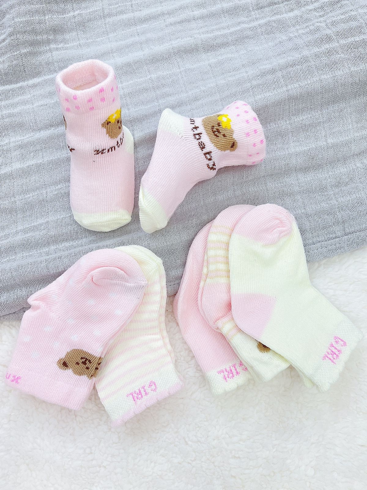 6 pares de calcetines 100% algodón con diseño niña