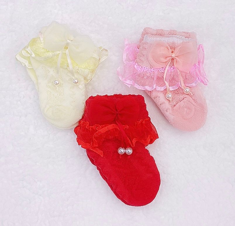3 de pares de calcetines de algodón con encaje, detalles de cinta y perlas.