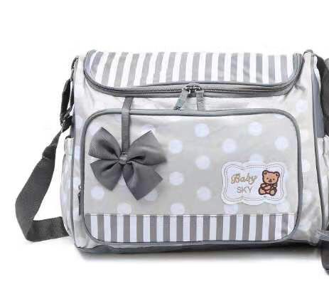 Bolso maternal beige + mudador