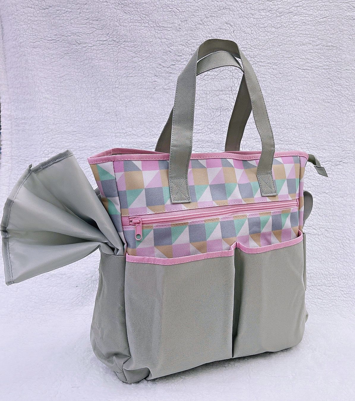 Bolso maternal diseño cuadros + mudador