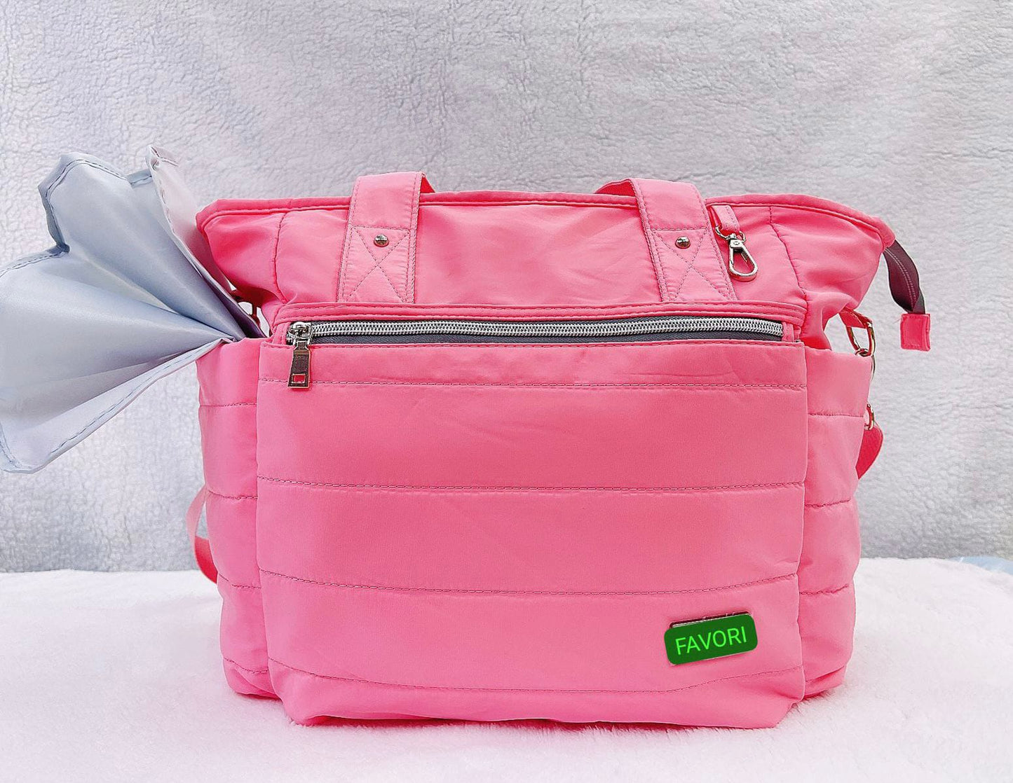 Bolso maternal impermeable mas mudador color rosa